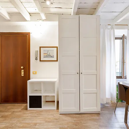 Flatty - Cirillo Apartmán